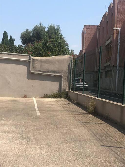 Studio Le 2, Free Parking, Free Wifi, Transports Apartment Nimes Ngoại thất bức ảnh