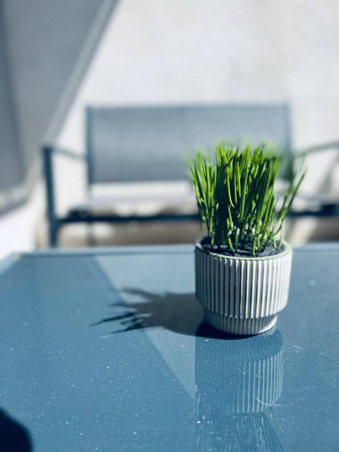 Studio Le 2, Free Parking, Free Wifi, Transports Apartment Nimes Ngoại thất bức ảnh