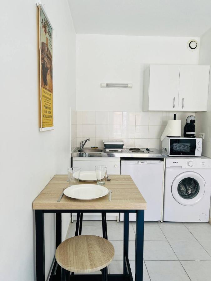 Studio Le 2, Free Parking, Free Wifi, Transports Apartment Nimes Ngoại thất bức ảnh